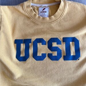UCSD Yellow Sweatshirt Women’s Small